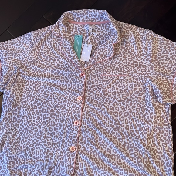 Seeing Stars Pajama plus size set - Picture 4 of 5